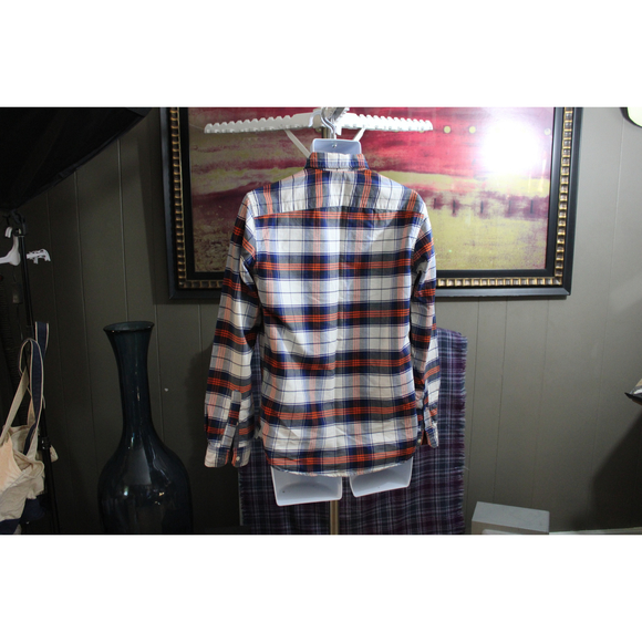 American Eagle Outfitters Plaid Long Sleeve Slim Fit Button Down Shirt - Picture 3 of 10